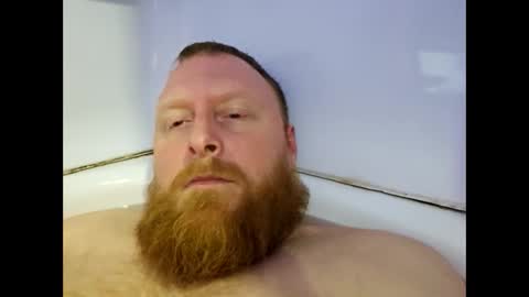 Snapshot of longshlong54321 chatting on December 12, 9:58 pm Come in to talk stay for the cock lol online show from December 12, 9:58 pm