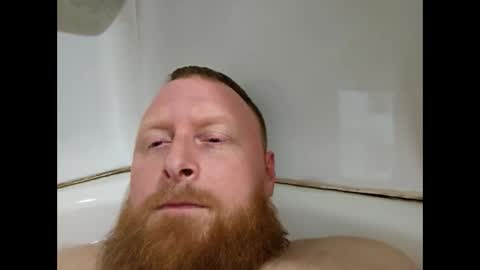 Snapshot of longshlong54321 chatting on January 16, 12:34 am Come in to talk stay for the cock lol online show from January 16, 12:34 am