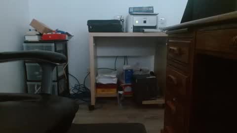 Snapshot of looking4milf21 chatting on December 30, 4:08 pm looking4milf21 online show from December 30, 4:08 pm