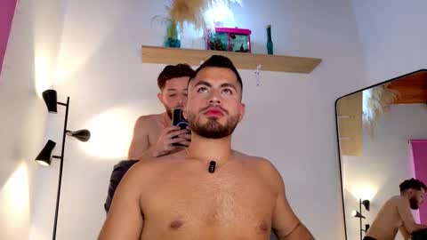 JUAN  JUAN online show from February 6, 8:39 pm