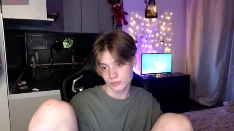 louie_evans online show from March 3, 7:21 pm