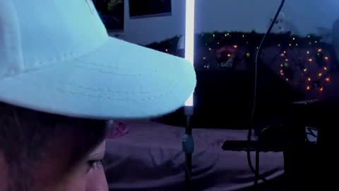 OF louis bcasta1 online show from December 30, 11:04 am