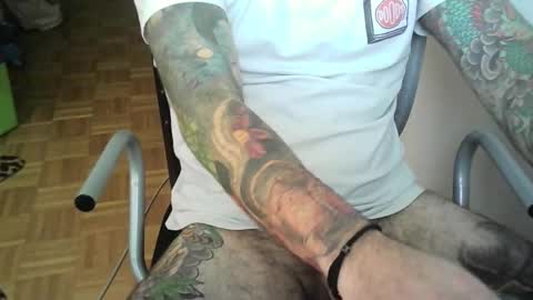 Snapshot of lovalova666 chatting on September 18, 7:10 am Guapito online show from September 18, 7:10 am