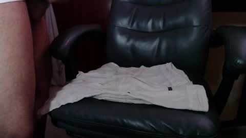 Estiven online show from October 26, 5:53 am