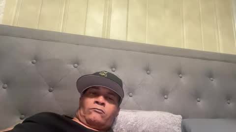 loved19 online show from March 18, 12:24 am