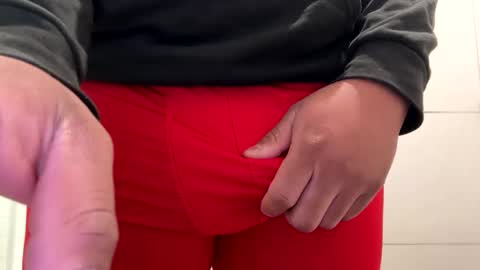 Snapshot of lovefeetonmyface29 chatting on January 28, 9:41 am lovefeetonmyface29 online show from January 28, 9:41 am