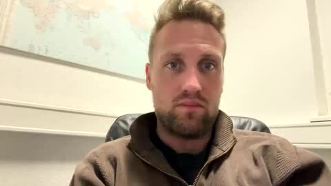 lovefuesse online show from March 4, 8:54 am