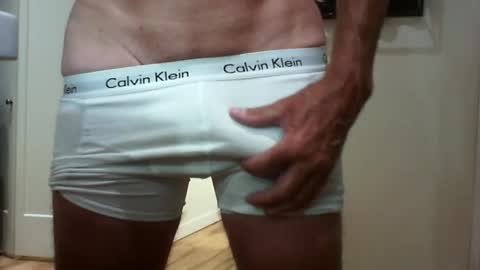 lovehairyone online show from July 30, 4:34 am