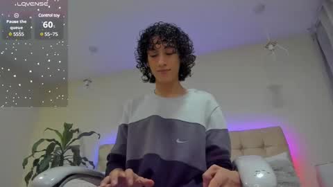 loverboy8_ online show from January 29, 6:43 am