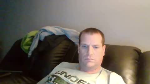 Snapshot of lovetocum37 chatting on February 8, 11:57 pm lovetocum37 online show from February 8, 11:57 pm