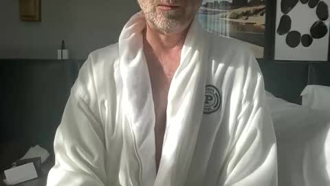 lqi online show from September 9, 12:37 pm