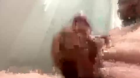 Snapshot of lsmini328 chatting on December 5, 1:25 am lsmini328 online show from December 5, 1:25 am