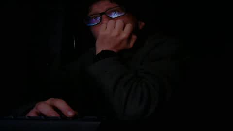 luca78 online show from April 2, 8:49 pm