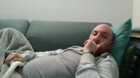 Luca online show from December 22, 7:44 pm