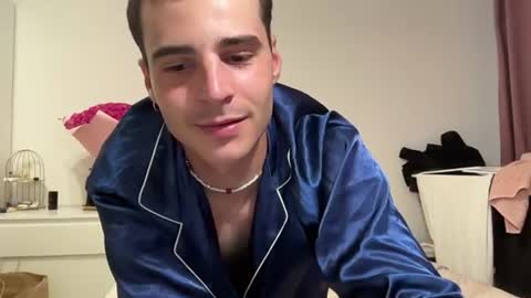 lucas_bennett online show from July 24, 6:26 pm