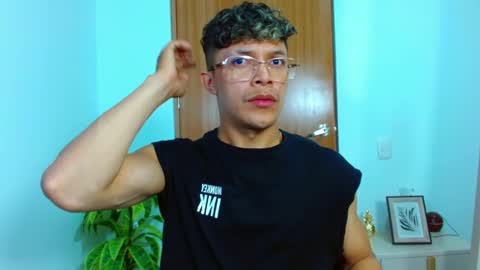 Lucas Luxx online show from March 3, 12:18 am