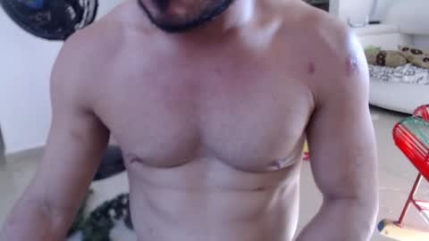 Lucas Montesori online show from December 3, 1:10 pm