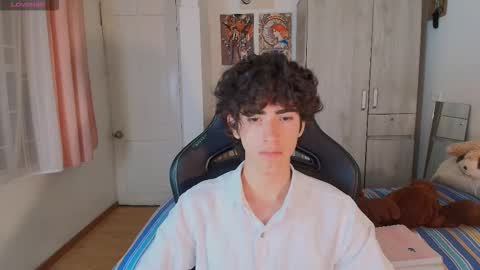 lucas_xo online show from March 27, 11:16 pm