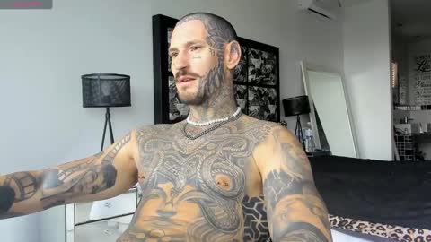 lucasexclusive online show from January 6, 4:04 am