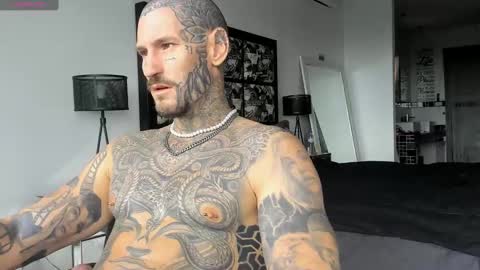 lucasexclusive online show from December 19, 4:56 am