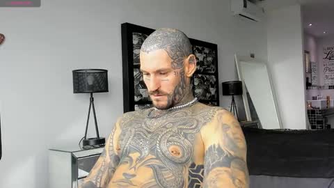 lucasexclusive online show from December 15, 5:13 am