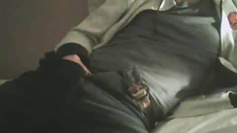 lucaskalu online show from December 6, 12:49 pm