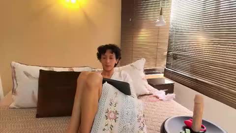 Lucian Morel S online show from October 1, 1:04 pm