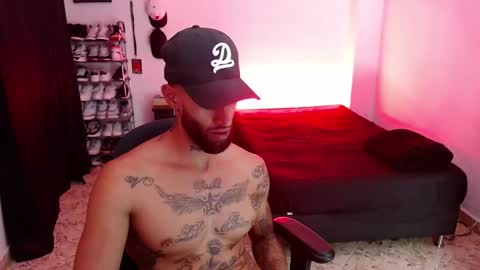 luciifer_hills online show from December 6, 6:39 pm