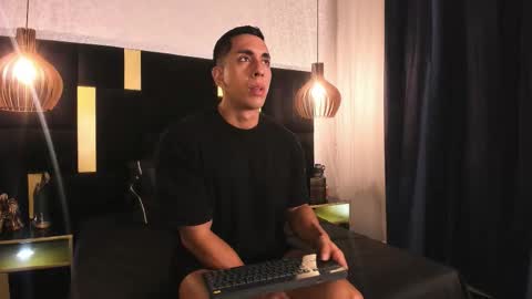 Lucio online show from February 22, 12:28 pm