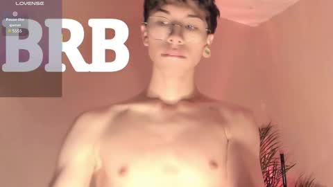 Snapshot of lucke_noor chatting on October 15, 12:07 am Noor online show from October 15, 12:07 am