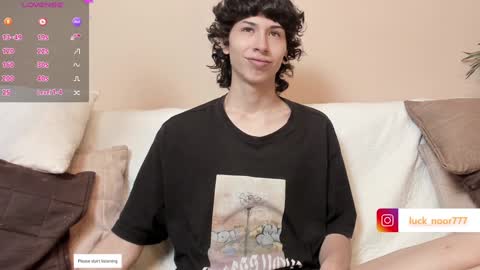 Snapshot of lucke_noor chatting on January 28, 5:46 pm Noor online show from January 28, 5:46 pm