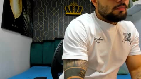 lucky_smith1 online show from November 22, 7:24 pm