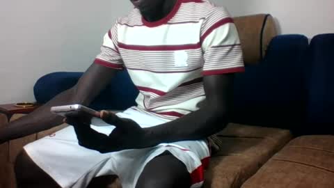 luckyboys12 online show from June 14, 9:33 am
