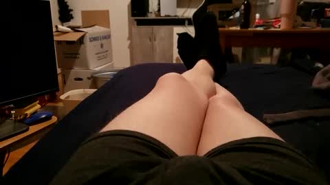 Snapshot of luckyshot91 chatting on March 6, 1:48 am luckyshot91 online show from March 6, 1:48 am