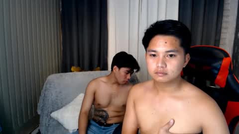 luigi_moreno online show from March 5, 6:34 pm