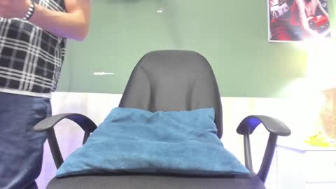 Luis AS online show from December 25, 9:45 am