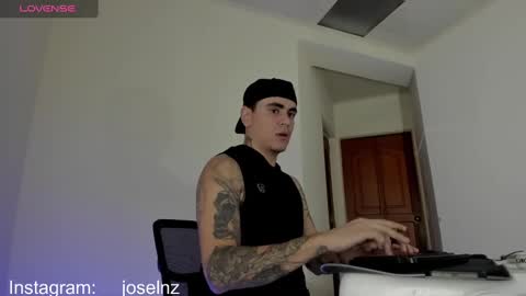 Snapshot of luka_castlehot chatting on January 6, 5:30 am Luka Castle online show from January 6, 5:30 am