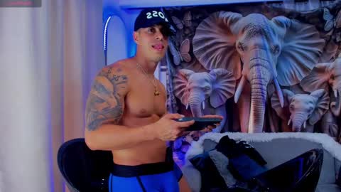 Lukas Green online show from September 11, 9:03 pm