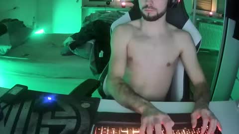 lukasschoetz online show from January 21, 4:23 pm