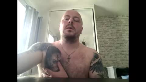 lukasz1808 online show from June 1, 5:35 pm