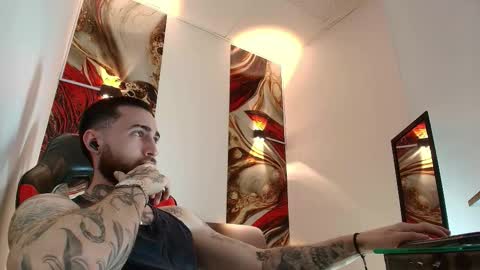 LUKE online show from March 10, 1:17 pm