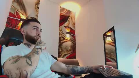 LUKE online show from November 11, 1:16 pm