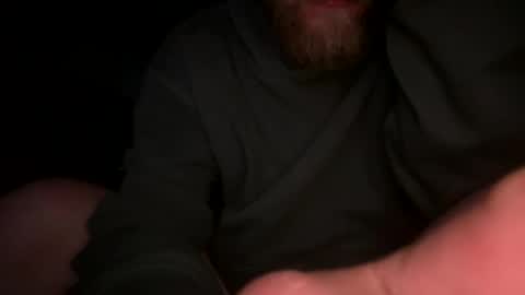 lukeeeeey96 online show from April 21, 12:46 am