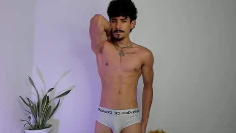 Luke Taylor online show from March 19, 3:04 pm