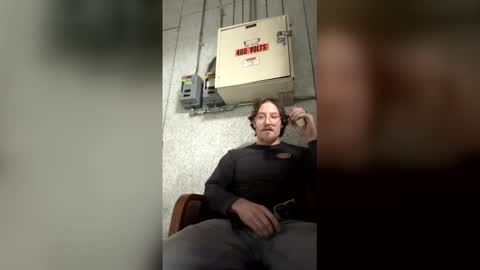 lukekibbe27 online show from December 22, 12:08 am