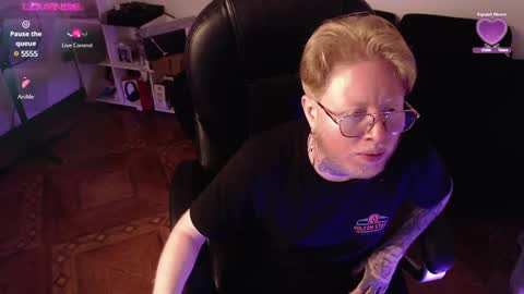 LUKEFTM online show from December 6, 11:25 pm