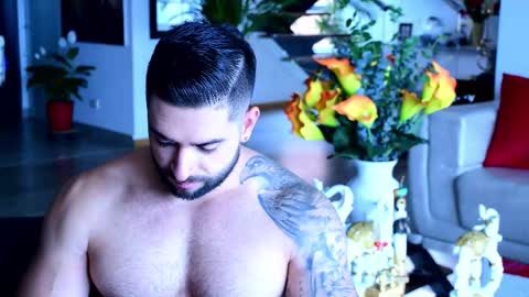 Lukhas f4f online show from March 6, 7:22 pm