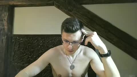 Andrew independent model 2000-0000 CET daily online show from May 31, 7:59 pm