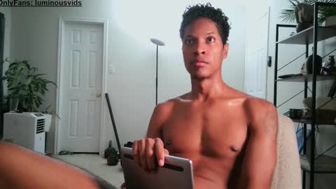 luminous online show from September 23, 1:05 am