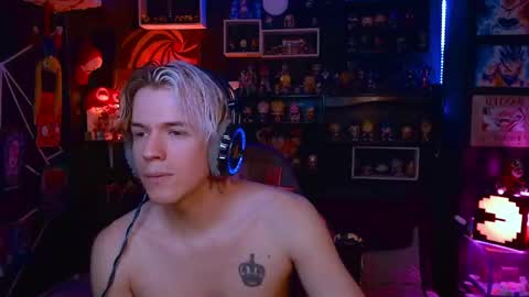 lustymatt online show from October 18, 6:40 am